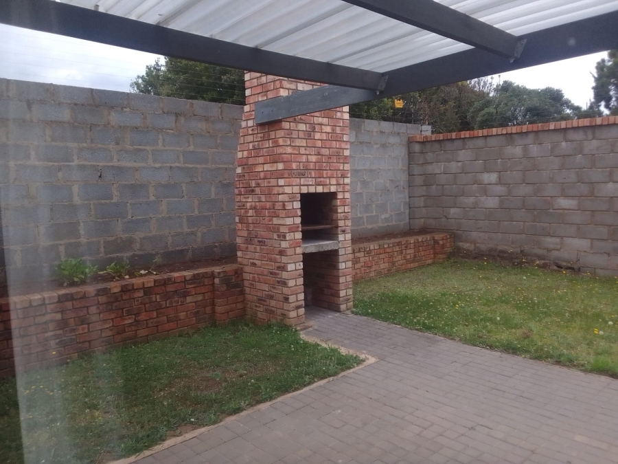 To Let 3 Bedroom Property for Rent in Gonubie Eastern Cape